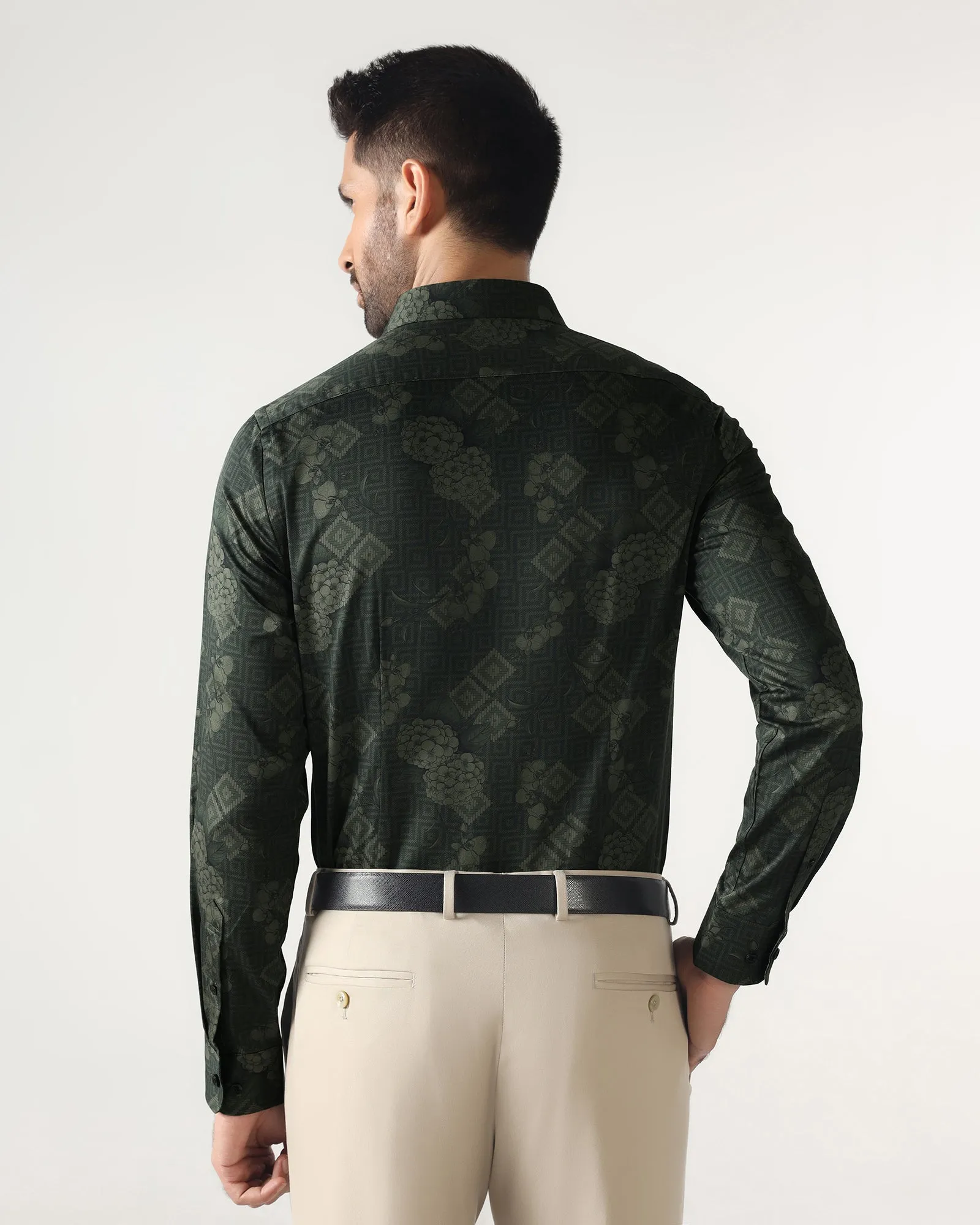 Durable Quality Roll-Up Sleeve Green Printed Shirt - Pristine