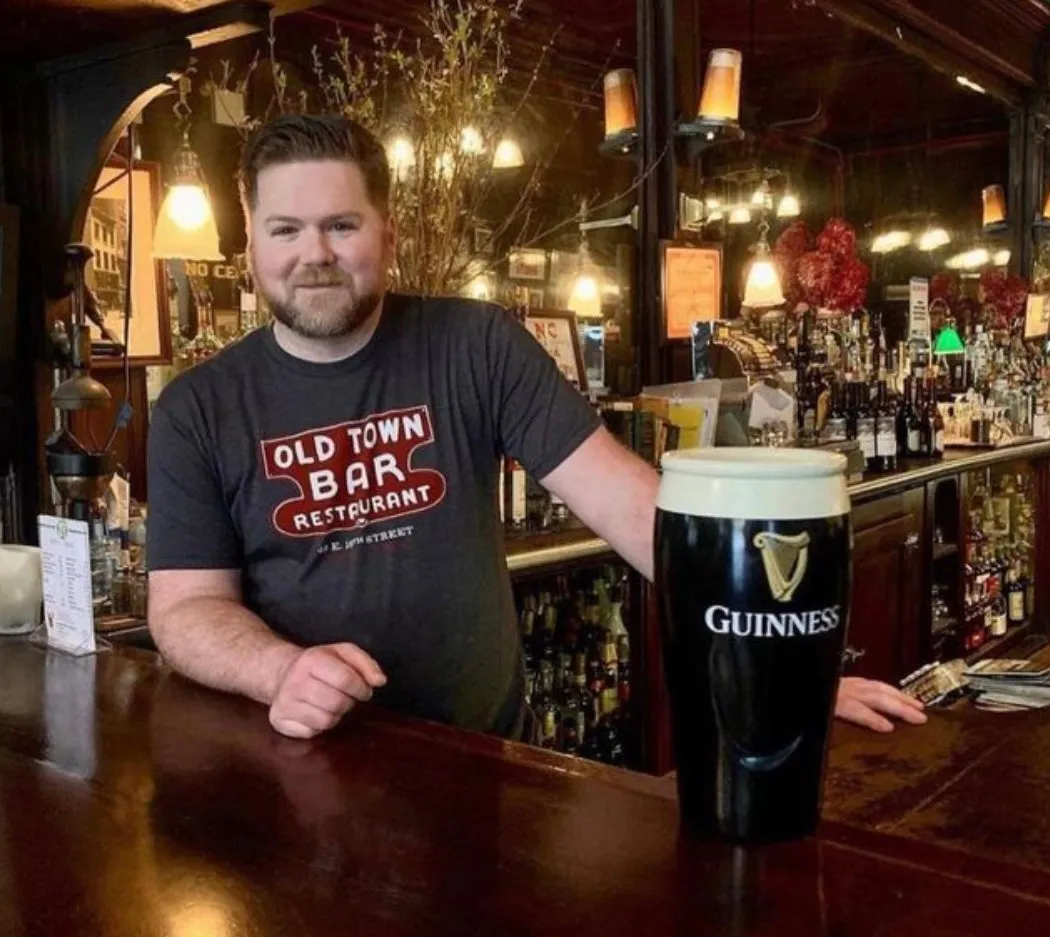 Workout Casual Style Old Town Bar Distressed T-Shirt