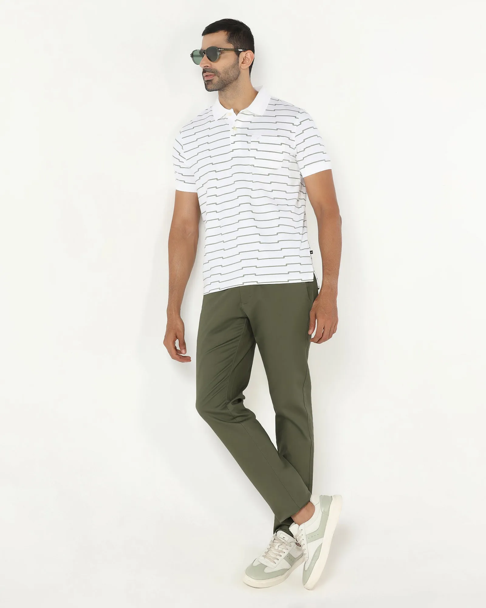 High-rise waist No Ride Olive Textured Khakis - Brook