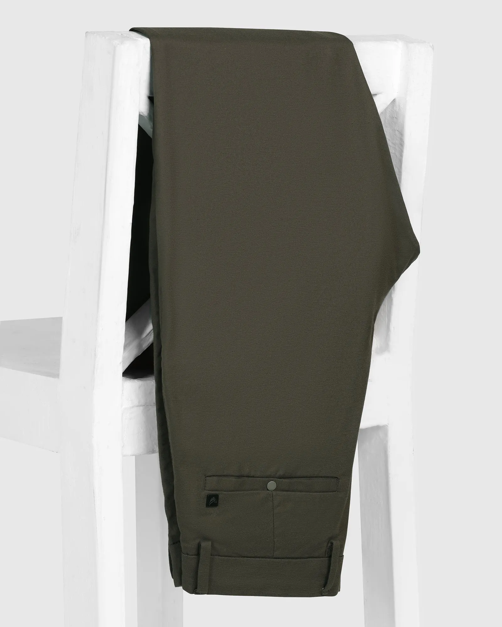 TechPro Slim Comfort B-95 Casual Dark Olive Solid Khakis - Androit Frayed hem Travel Fit