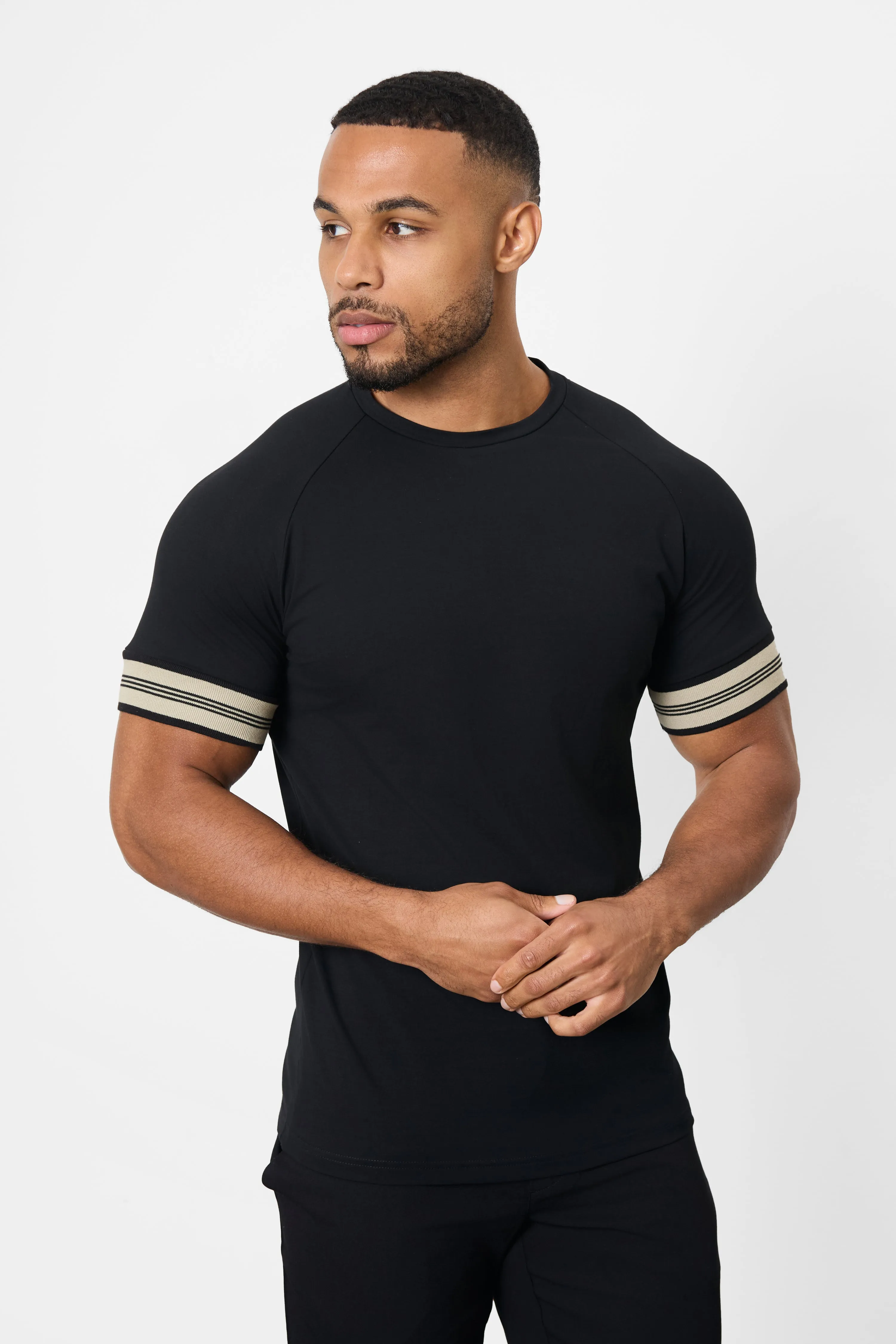 Tipped Fashion Fit T-Shirt in Black/Stone Classic Wearable