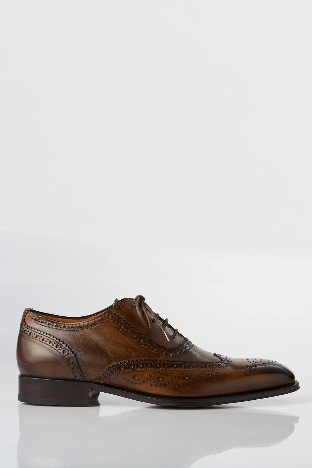 David August Leather Wingtip Brogue Shoes in Light Brown Spring Jump construction