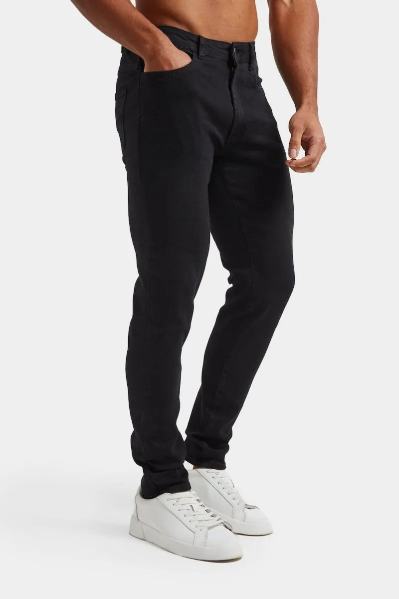 Go-to Comfort Athletic Fit Jeans in Black
