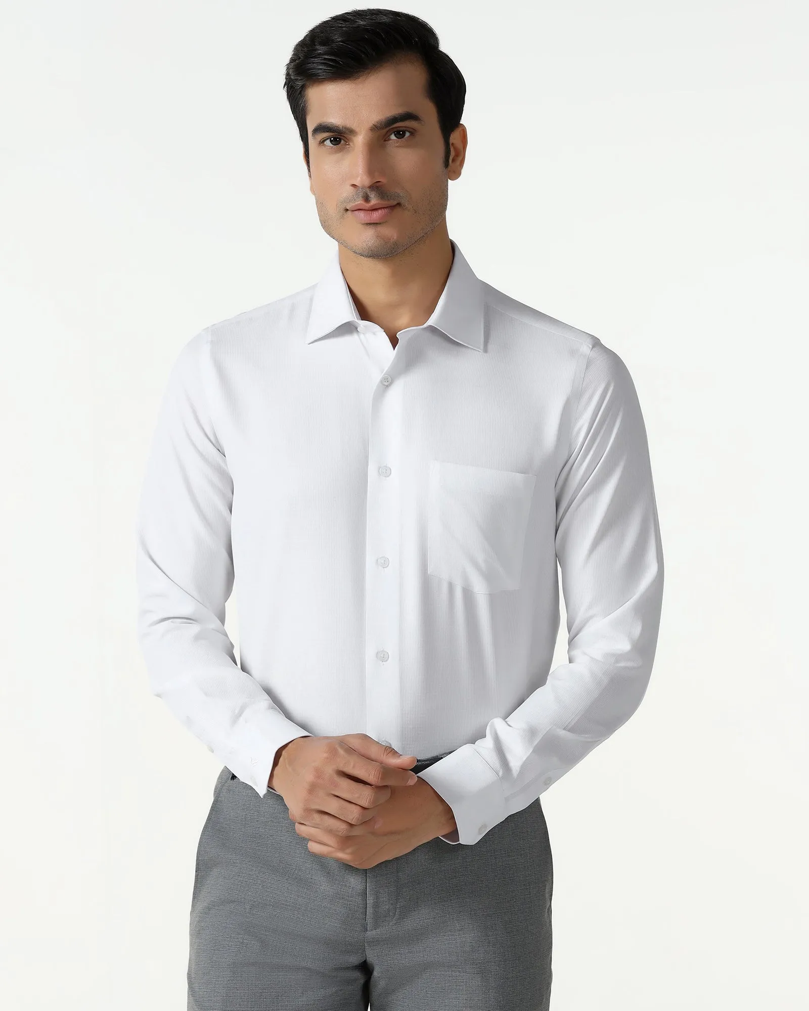 Subtle Print White Non Iron Textured Shirt - Reform