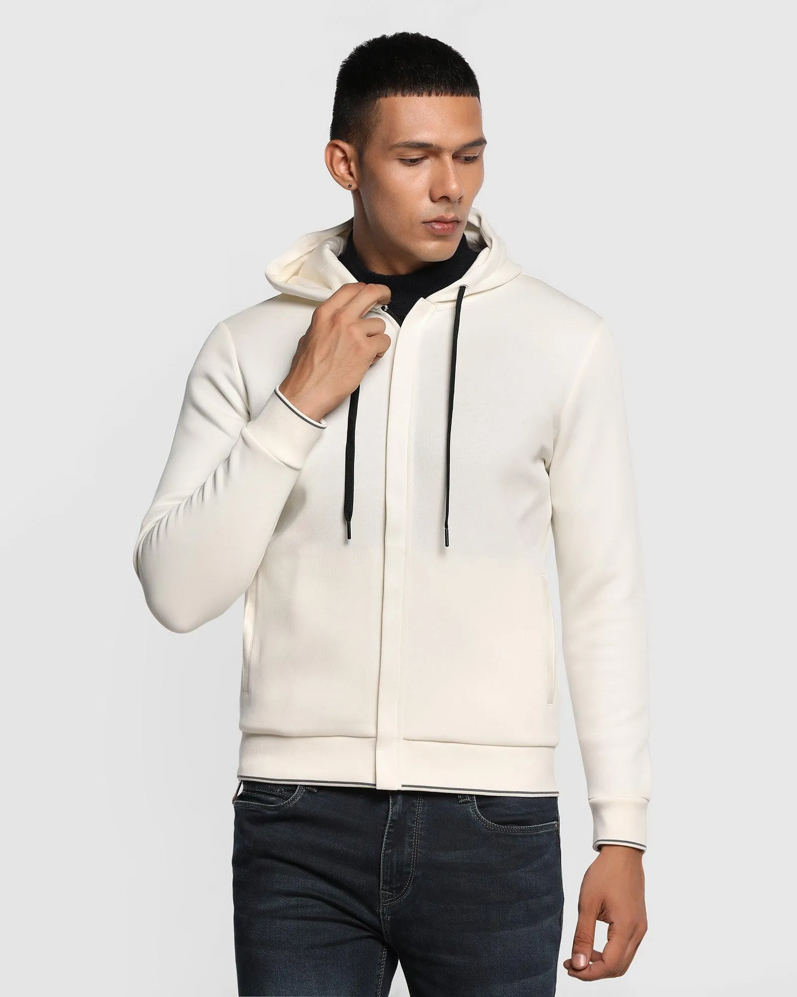 TaglessCollar Hoodie Off White Solid Sweatshirt - Morgan