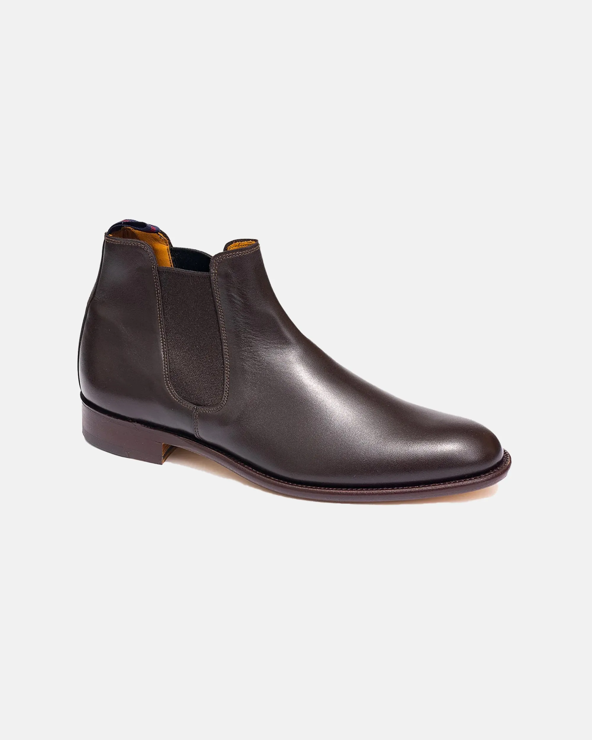 Good Traction Made-in-England Brown Calfskin Chelsea Boot