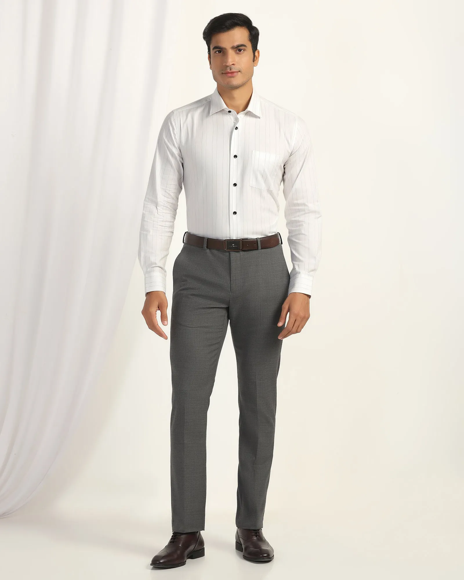 Summer Fashion Compact Packing Formal White Stripe Shirt - Austin