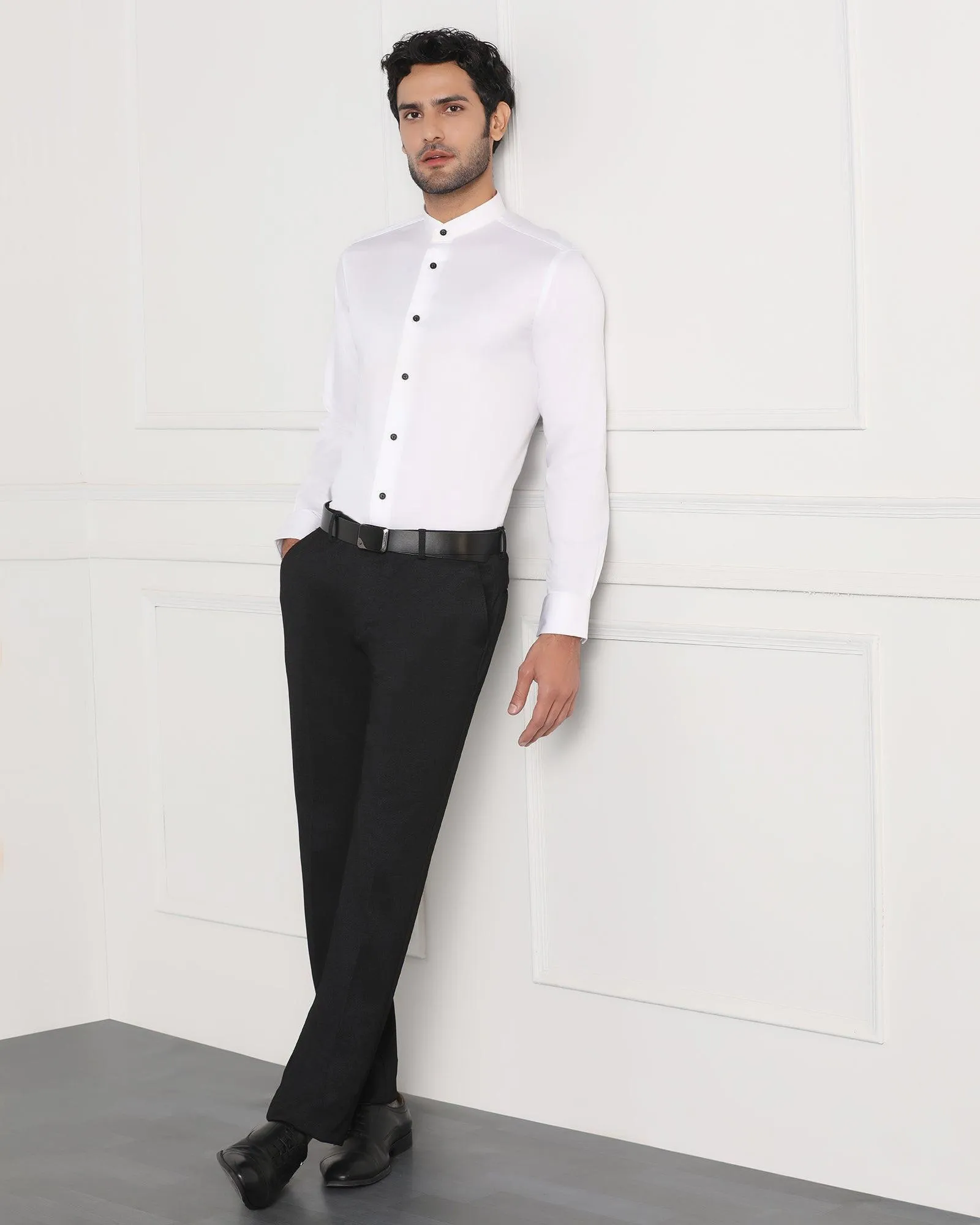 Must Haves Formal White Solid Shirt - Sailor Fast Drying