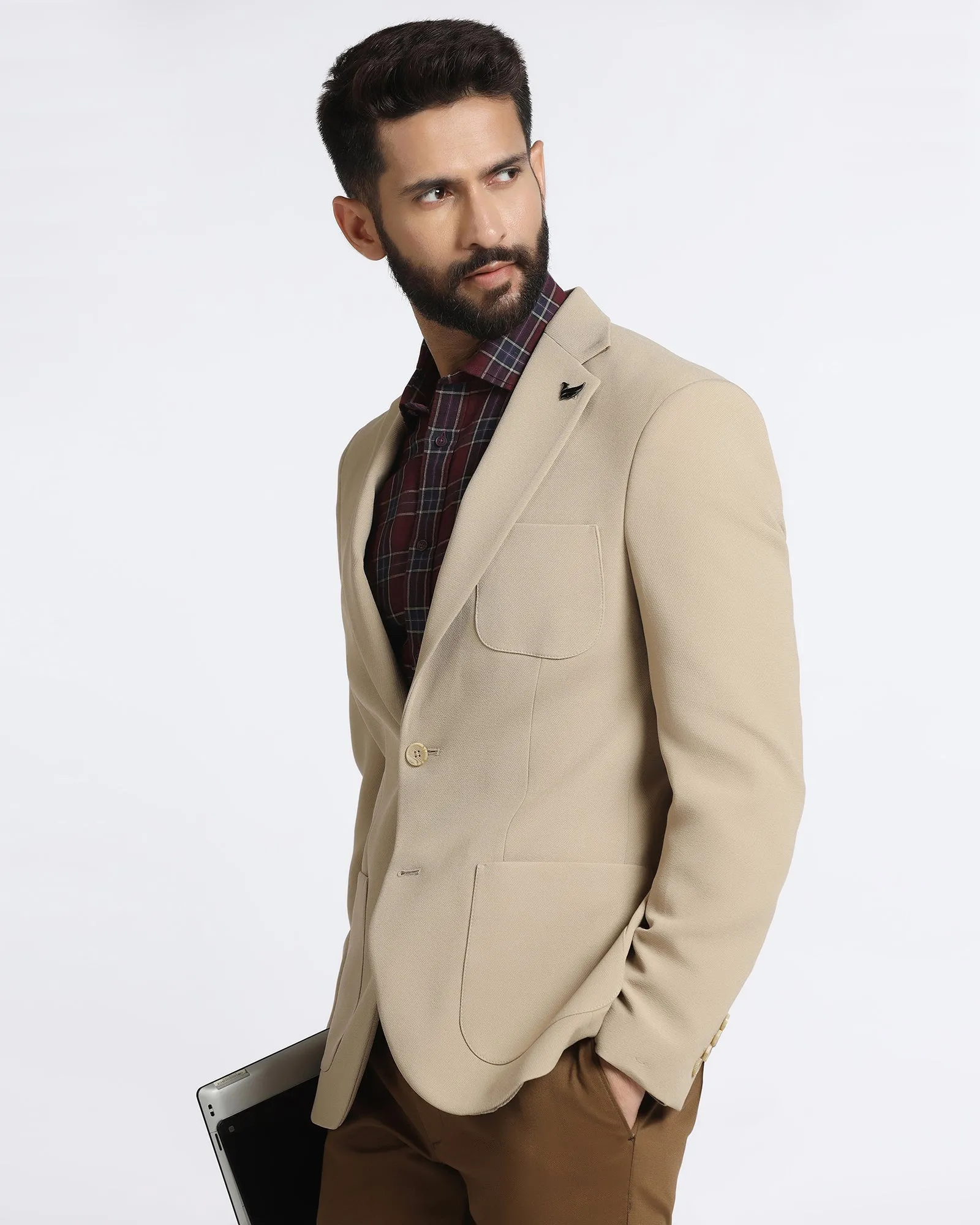 Beige Solid Blazer - Modelo Soft touch finish