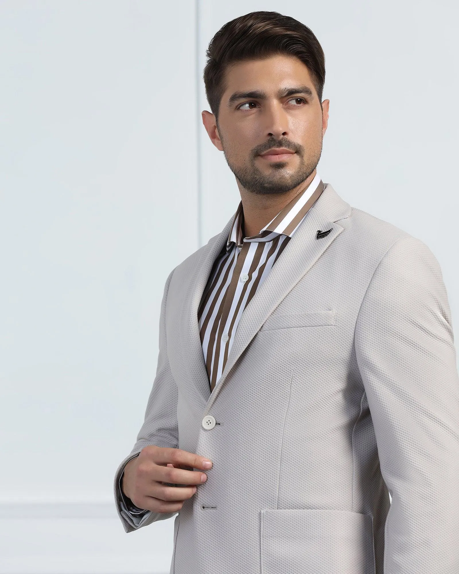 TechPro Formal Off White Textured Blazer - Renault Sustainable Packaging