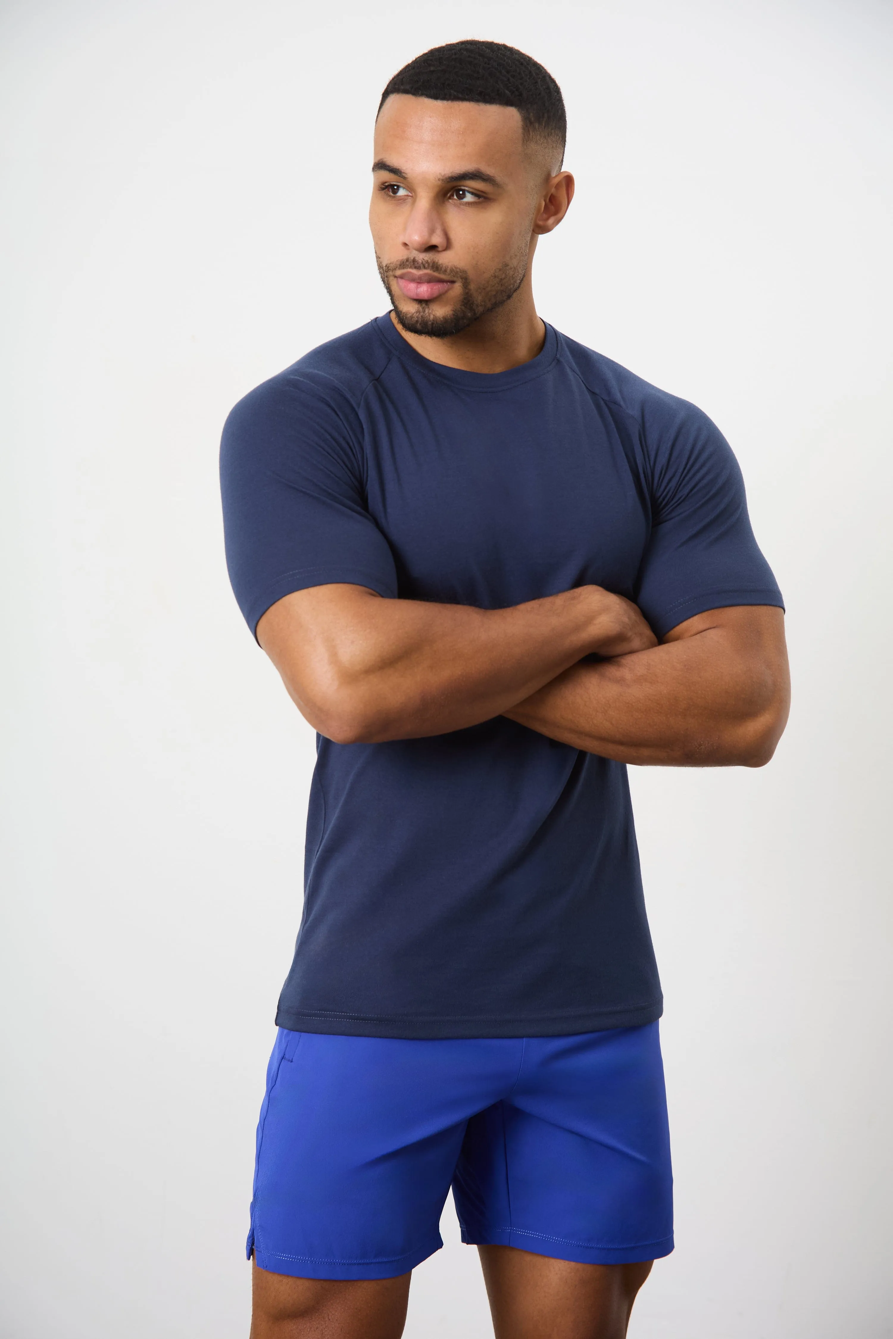 Versatile Piece Men's Essential Training Top in Navy