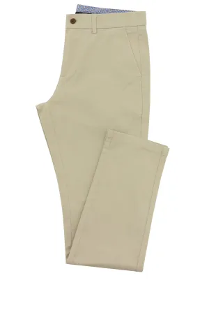 Trendy Appeal Dynamic Motion Sand 490 Slim Chino
