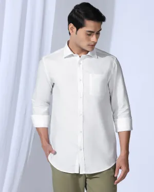 Casual White Textured Shirt - Caty Chic Ensemble Classic Appeal