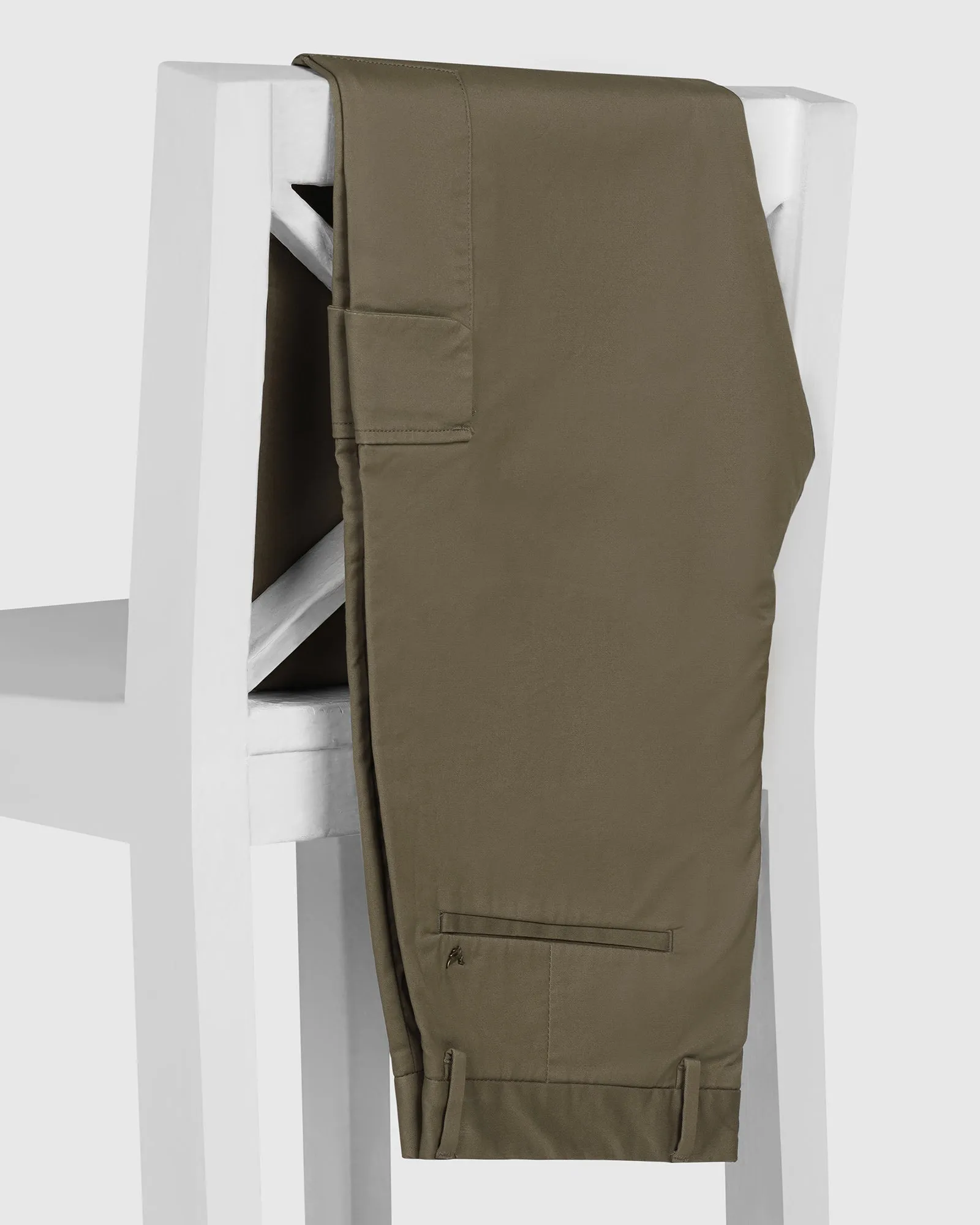 MoistureWickingFabric Sneaker Fit Casual Khaki Solid Khakis - Lite