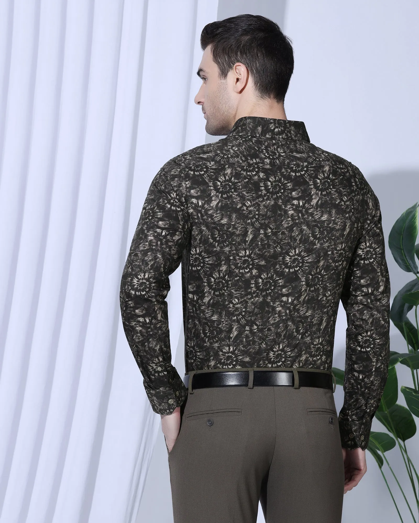 Breathable fabric Trendsetting Formal Brown Printed Shirt - Wiper